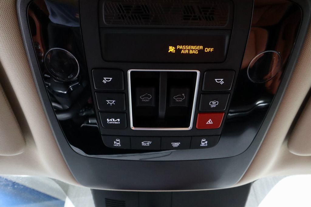 Used 2026 Kia Carnival SX w/ SX Dark Edition Package FWD image 35