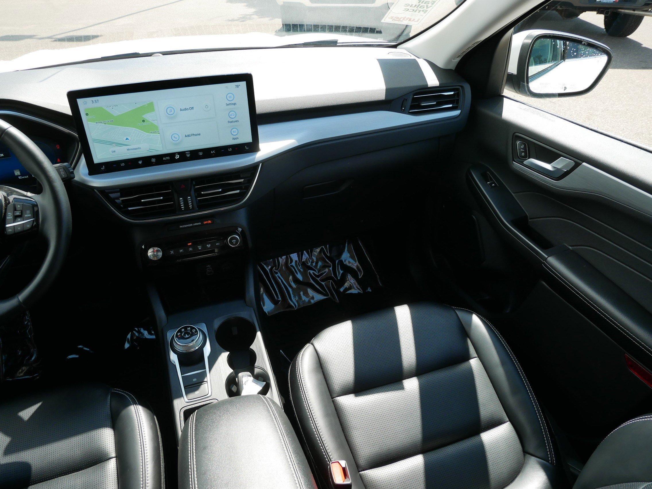 Certified 2024 Ford Escape Platinum AWD/4WD image 11