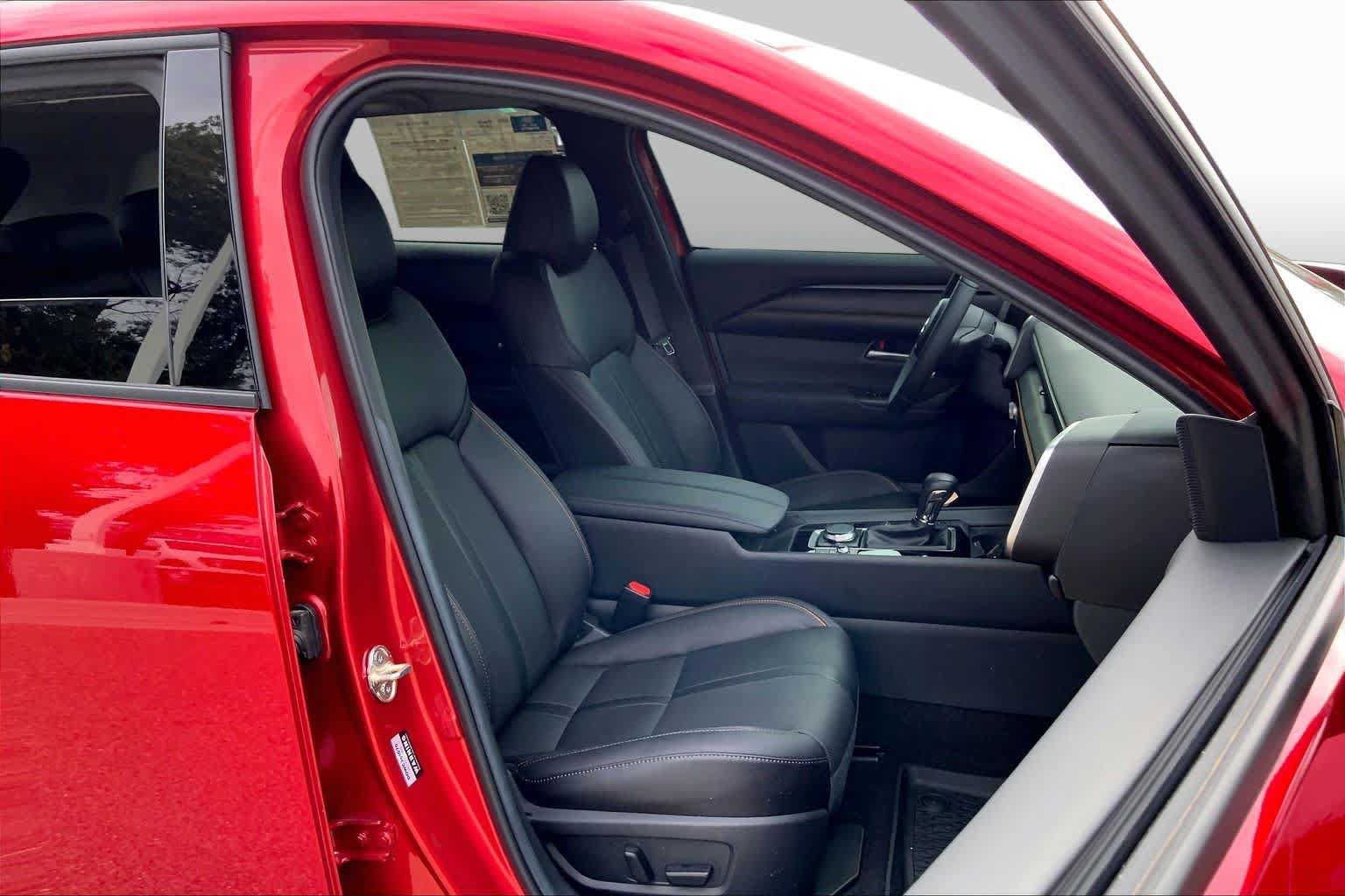 Used 2026 MAZDA CX-50 AWD 2.5 S w/ Weather Package image 9