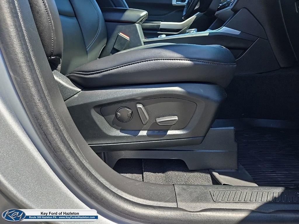 Certified 2023 Ford Explorer XLT w/ Equipment Group 202A AWD/4WD image 27