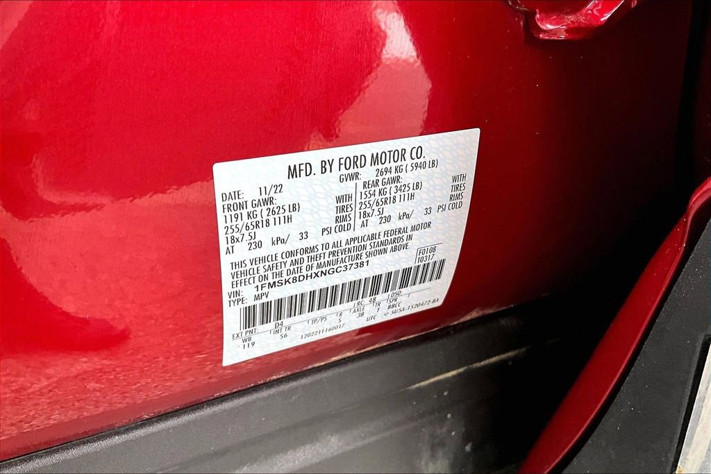 Certified 2022 Ford Explorer XLT w/ Equipment Group 202A image 32