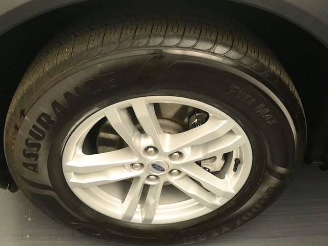 Certified 2022 Ford Explorer XLT w/ Equipment Group 202A image 15