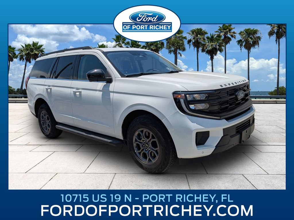 Certified 2025 Ford Expedition Active AWD/4WD image 1