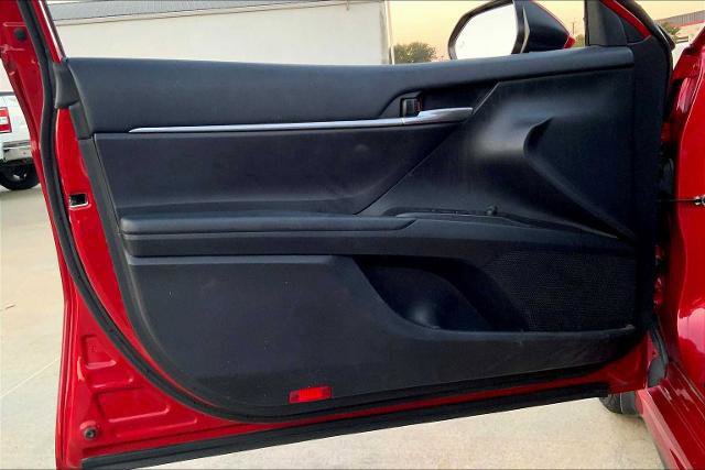 Used 2021 Toyota Camry SE w/ Convenience Package image 20