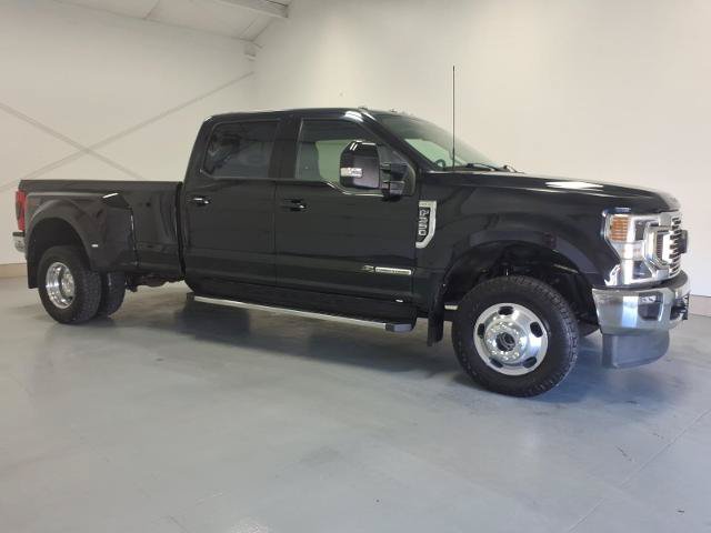 Certified 2021 Ford F350 Lariat w/ Lariat Ultimate Package AWD/4WD image 2