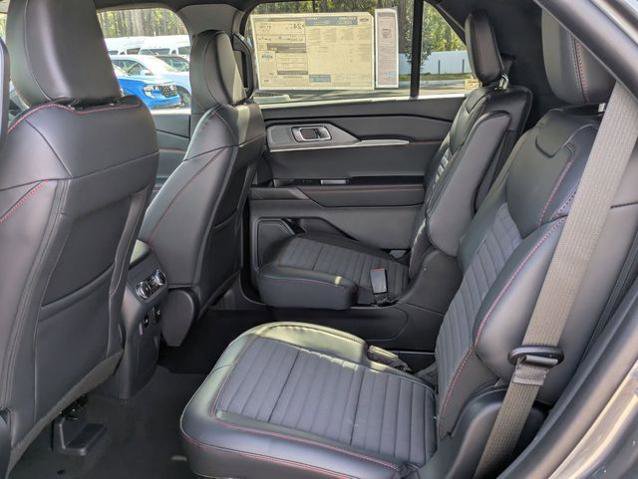 Certified 2026 Ford Explorer ST-Line w/ ST-Line Street Pack RWD image 13