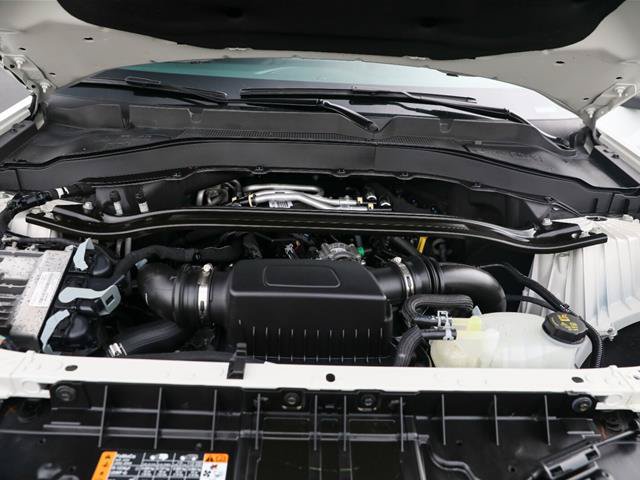 Certified 2025 Ford Explorer ST AWD/4WD image 5
