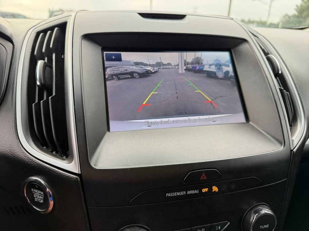 Certified 2020 Ford Edge SE FWD image 19