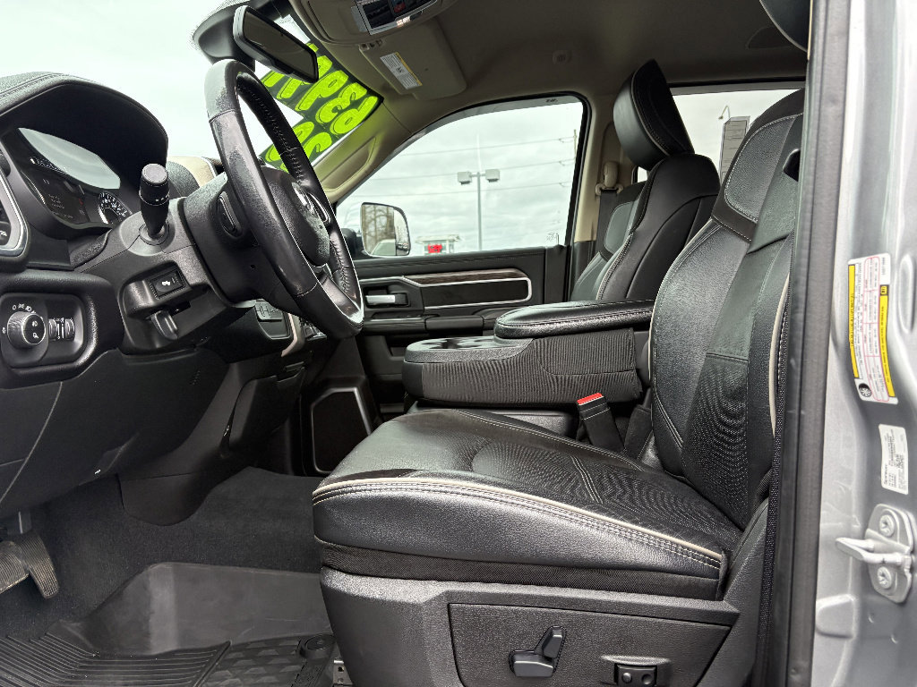 Used 2020 RAM 3500 Laramie AWD/4WD image 16