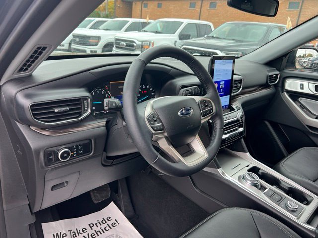 Certified 2024 Ford Explorer Limited w/ Limited Technology Package AWD/4WD image 7