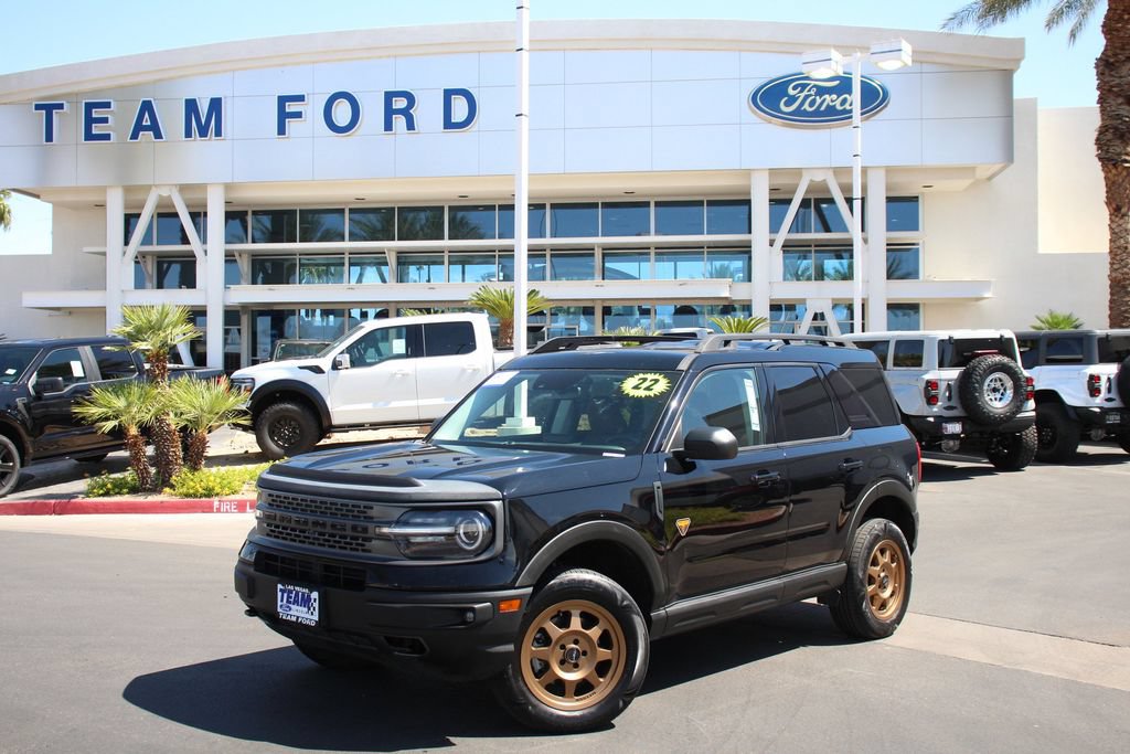 Certified 2022 Ford Bronco Sport Badlands w/ Premium Package AWD/4WD image 2