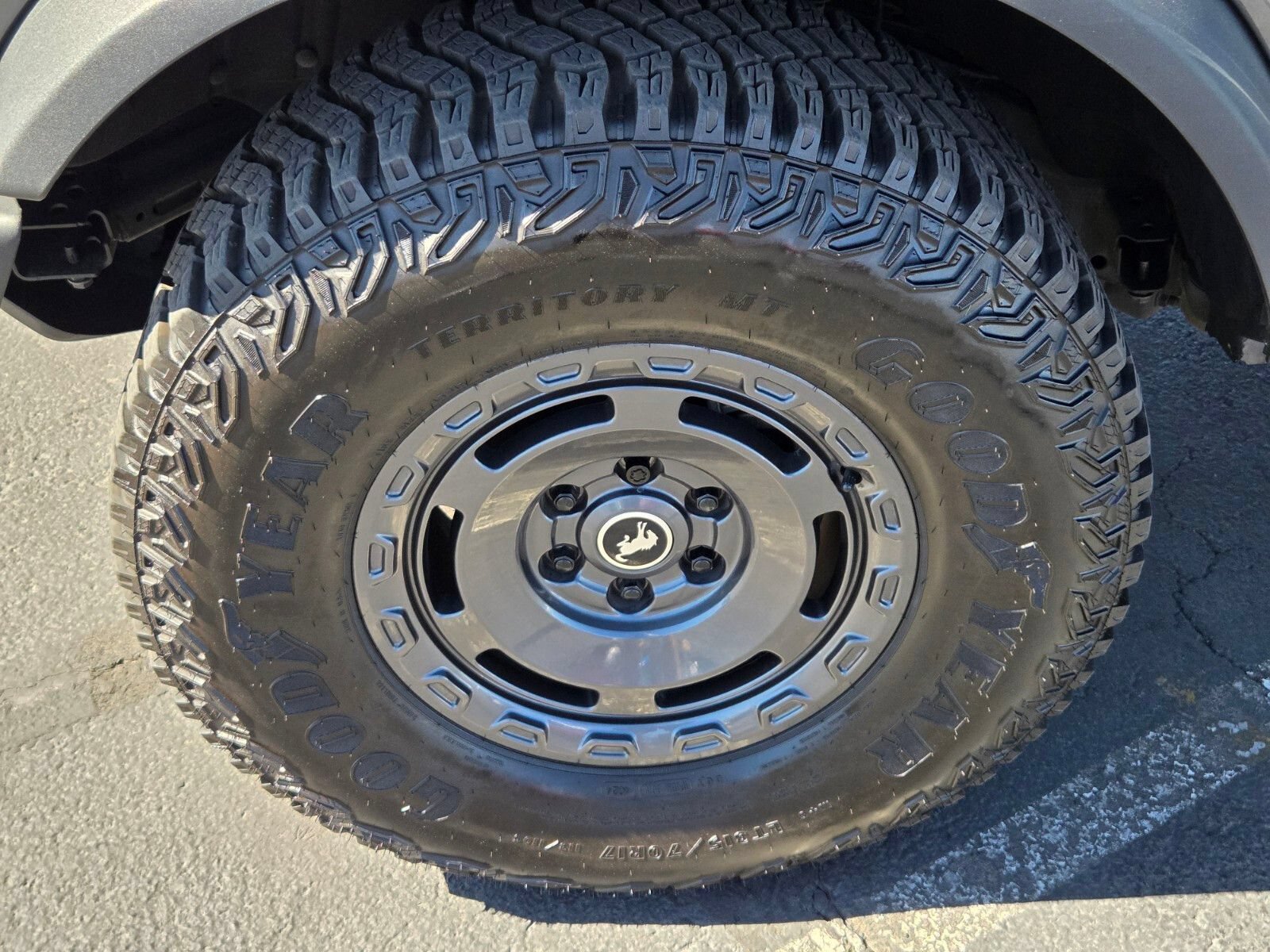 Certified 2024 Ford Bronco Black Diamond AWD/4WD image 9