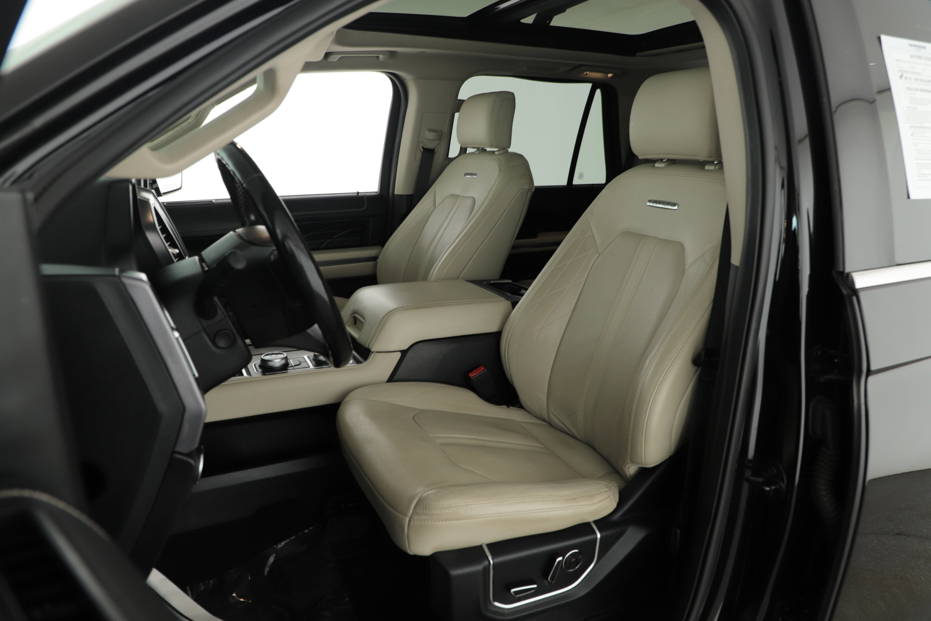 Certified 2019 Ford Expedition Platinum image 7