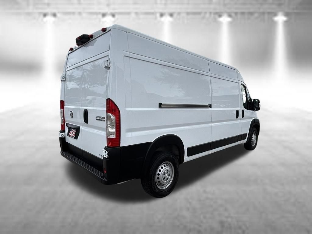 Used 2023 RAM ProMaster 2500 FWD image 4
