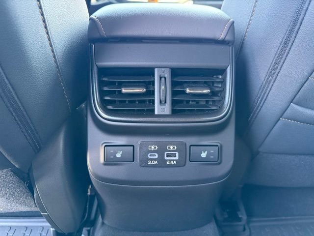 Used 2025 Subaru Outback Wilderness AWD/4WD image 21