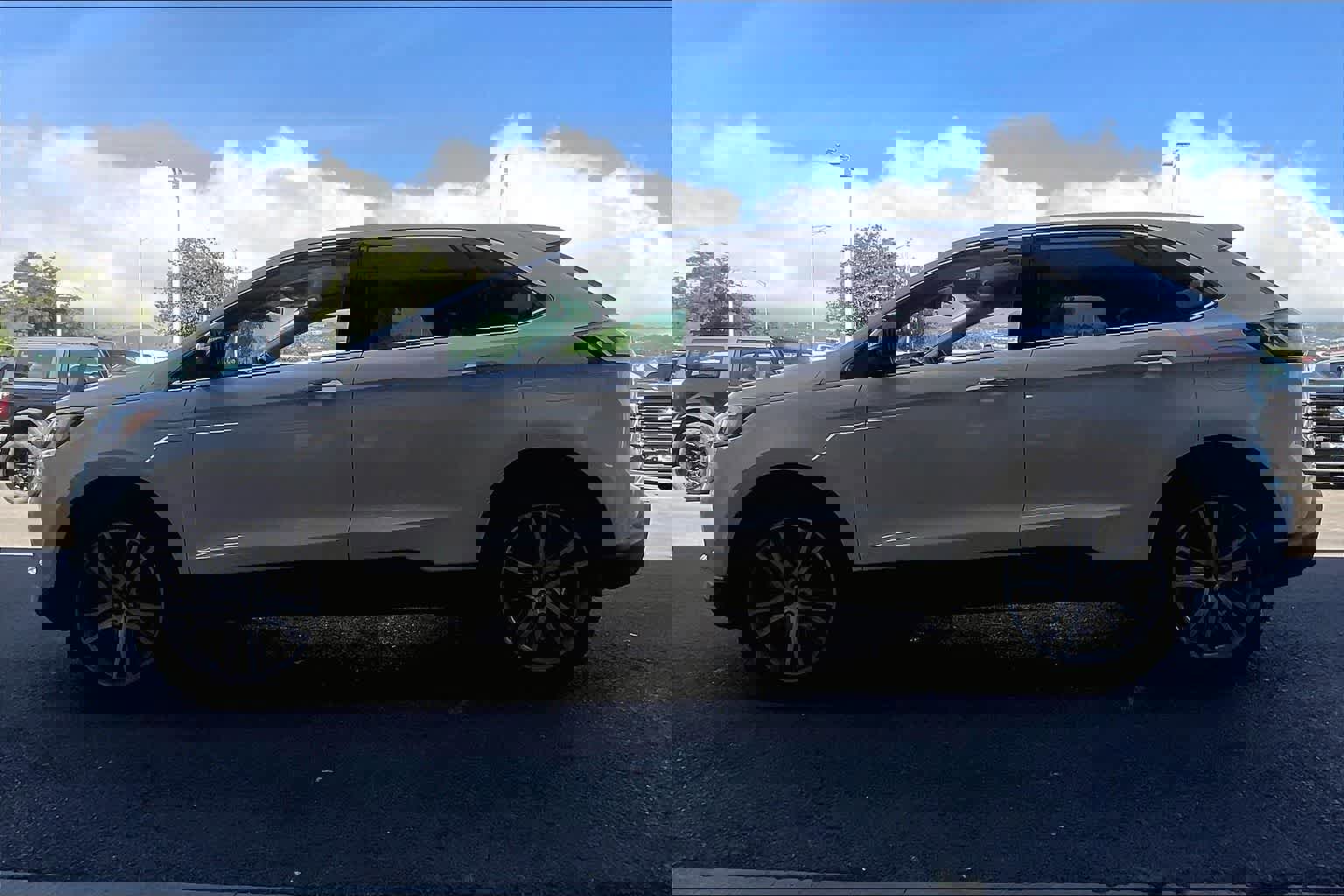 Certified 2024 Ford Edge Titanium w/ Equipment Group 301A image 5