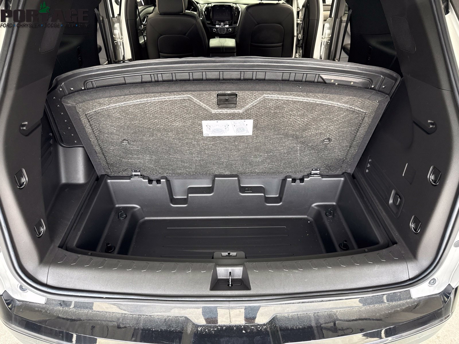 Used 2022 Chevrolet Traverse Premier w/ Redline Edition AWD/4WD image 44