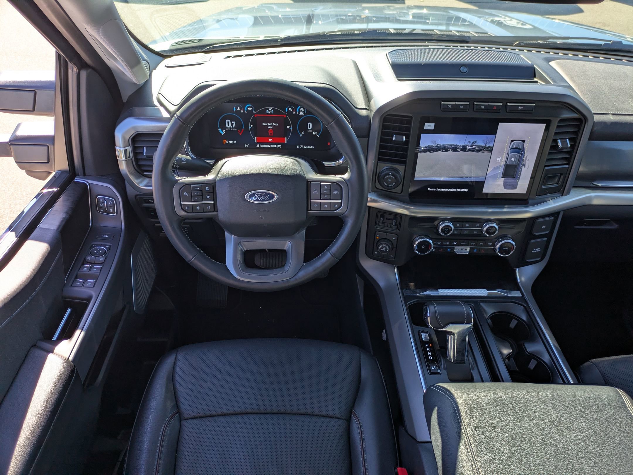 Certified 2023 Ford F150 Lariat w/ Equipment Group 502A High image 34