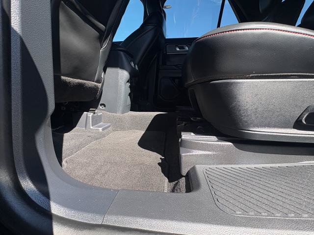 Certified 2025 Ford Explorer ST-Line AWD/4WD image 31