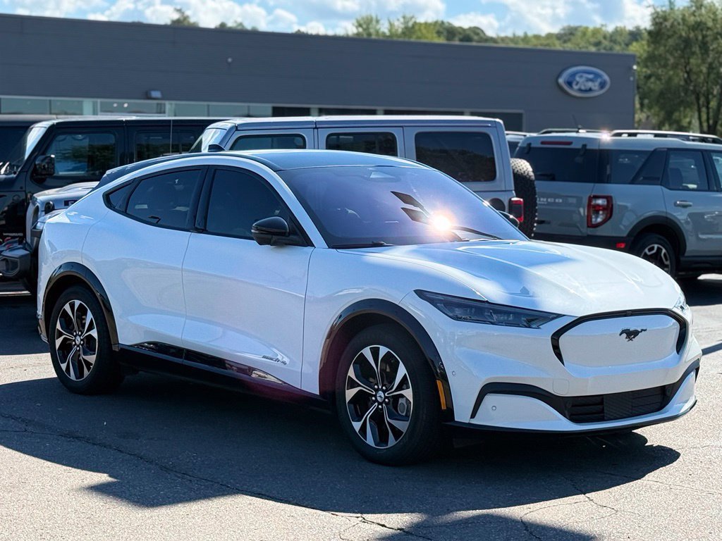Certified 2023 Ford Mustang Mach-E Premium AWD/4WD image 32