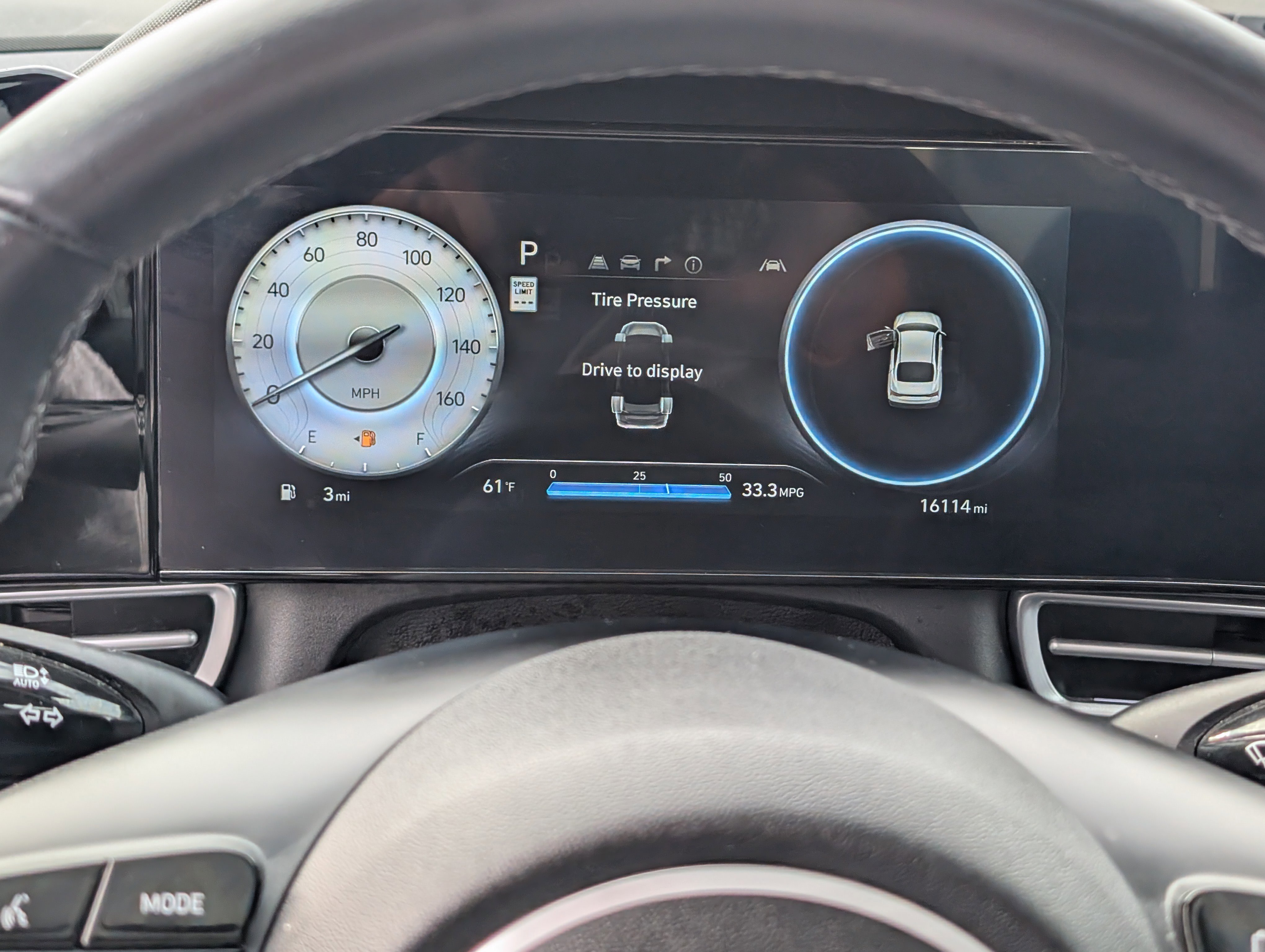 Used 2025 Hyundai Elantra SEL image 22