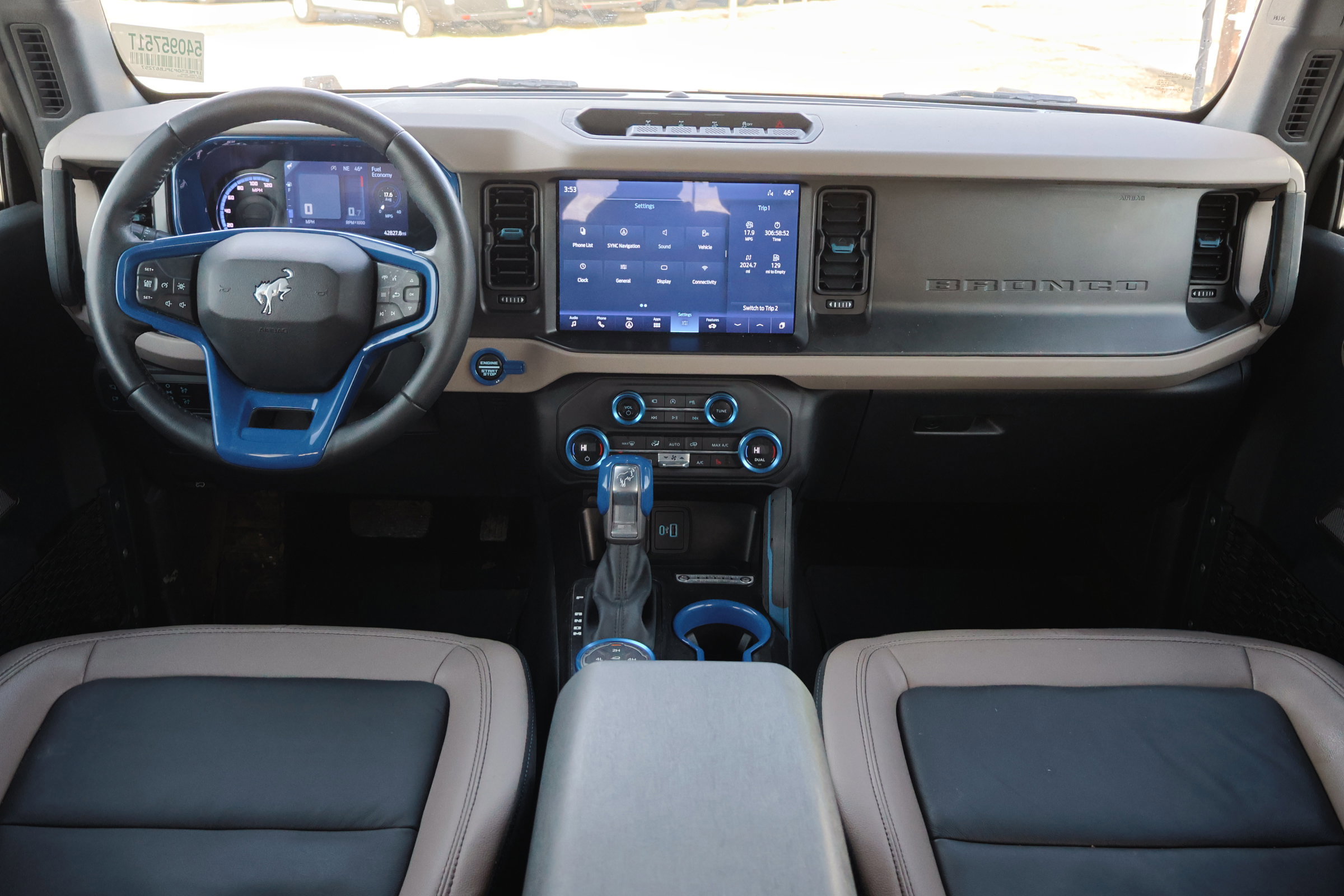 Certified 2023 Ford Bronco Wildtrak image 37