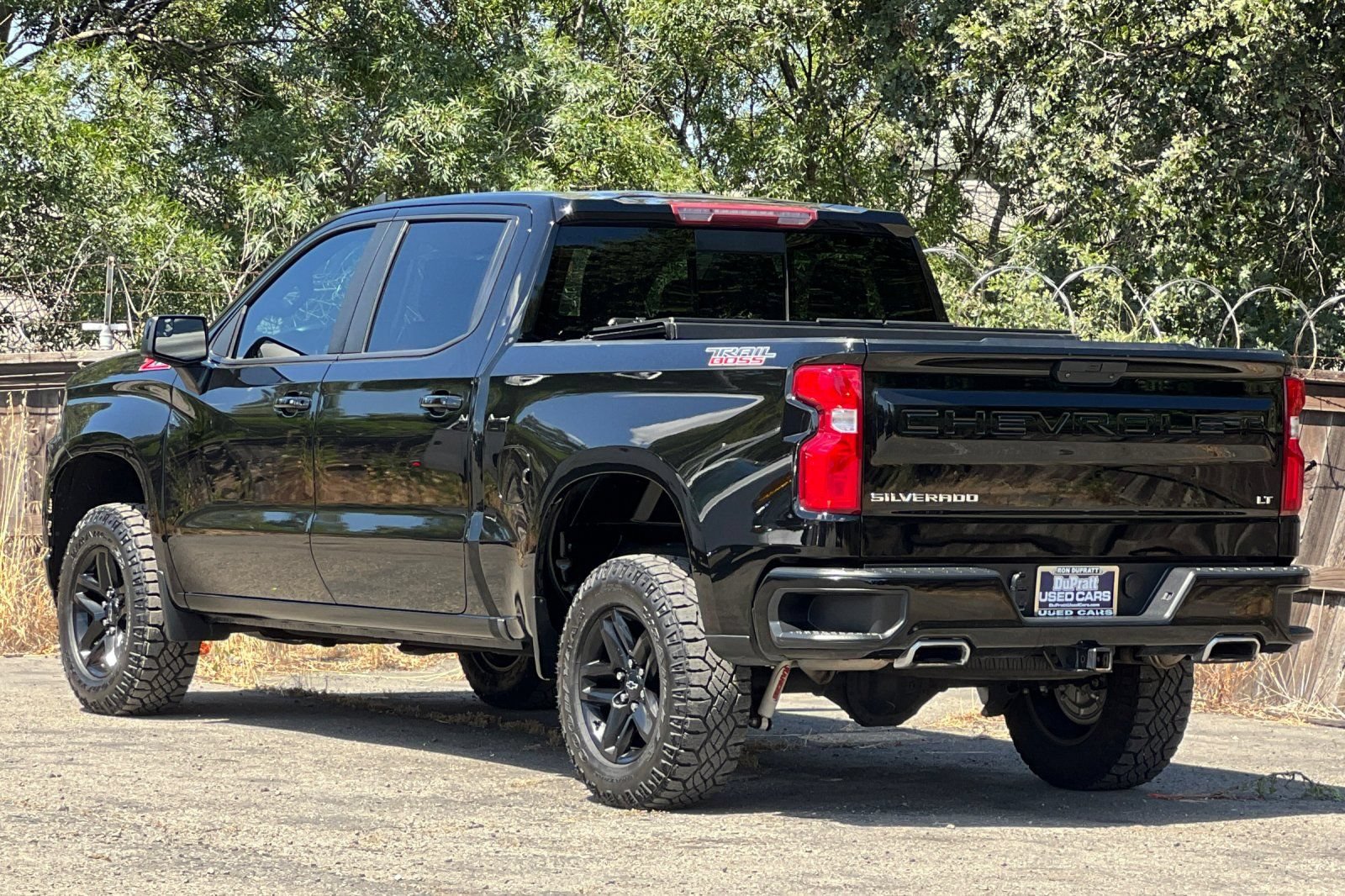 Used 2021 Chevrolet Silverado 1500 LT Trail Boss w/ Convenience Package II AWD/4WD image 6