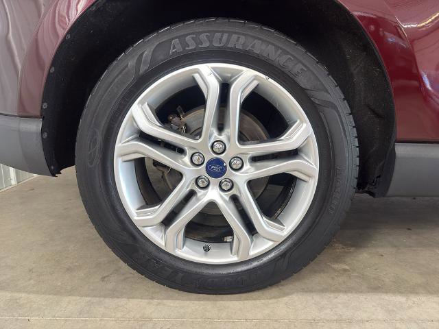 Certified 2017 Ford Edge Titanium w/ Equipment Group 301A AWD/4WD image 28
