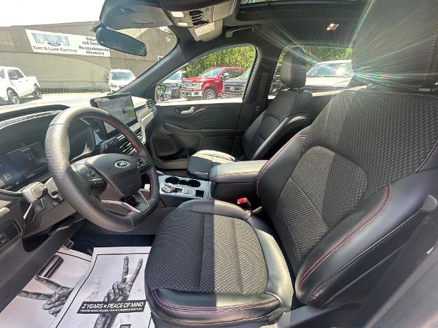 Certified 2023 Ford Escape ST-Line w/ Tech Pack #1 AWD/4WD image 8