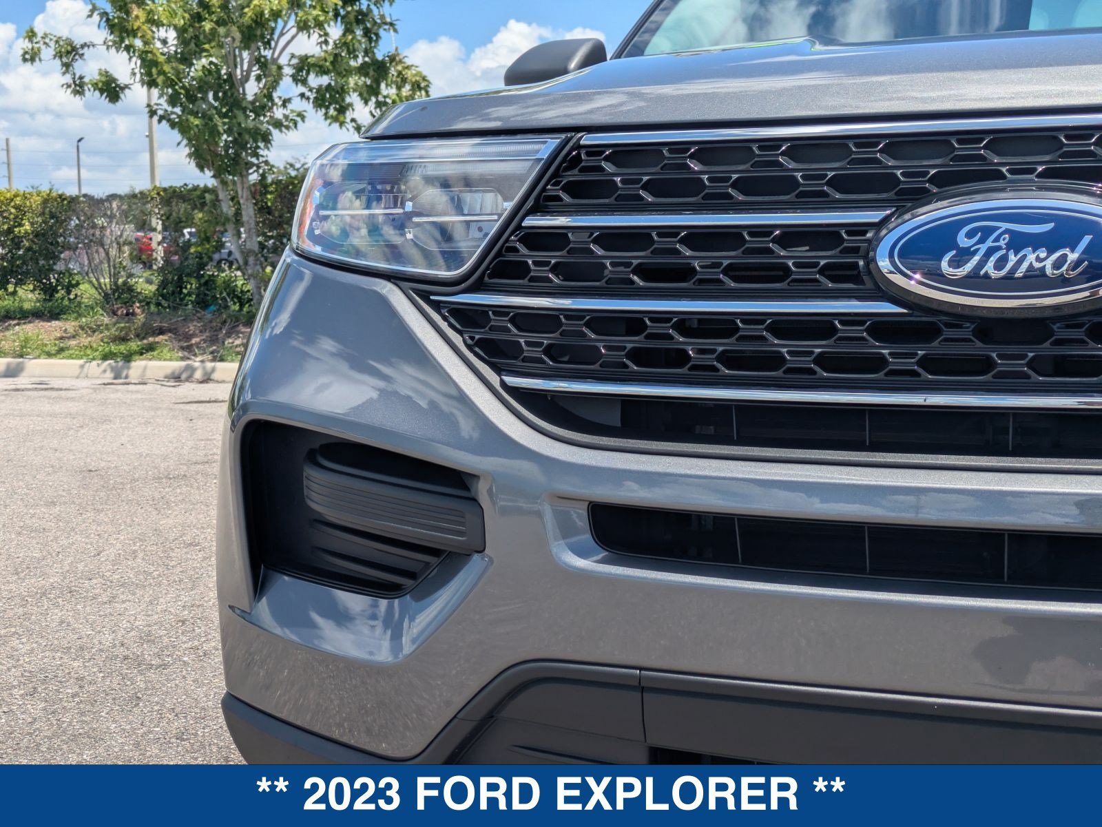 Certified 2023 Ford Explorer XLT RWD image 10