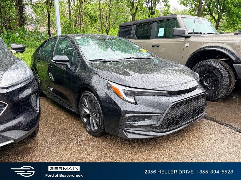 Used 2024 Toyota Corolla XSE FWD image 1