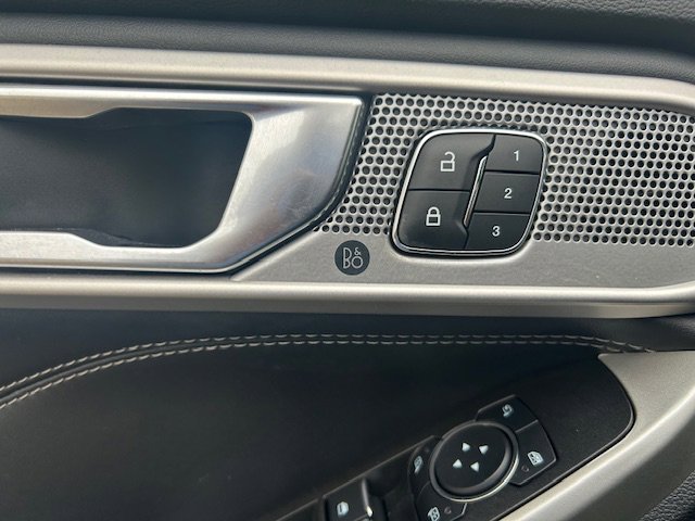 Certified 2021 Ford Explorer Limited w/ Equipment Group 301A RWD image 25