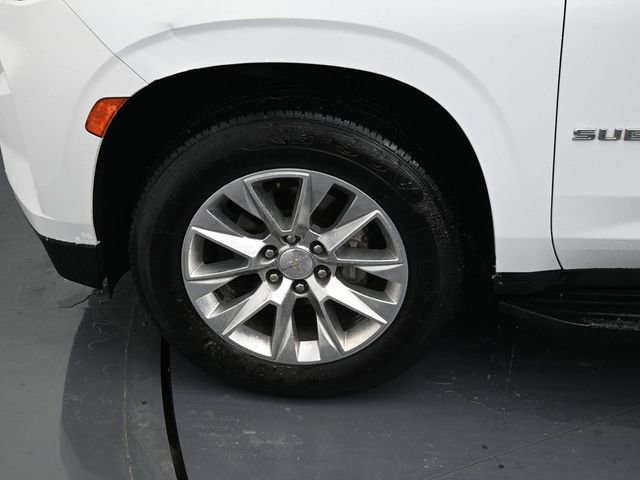 Used 2023 Chevrolet Suburban Premier image 9