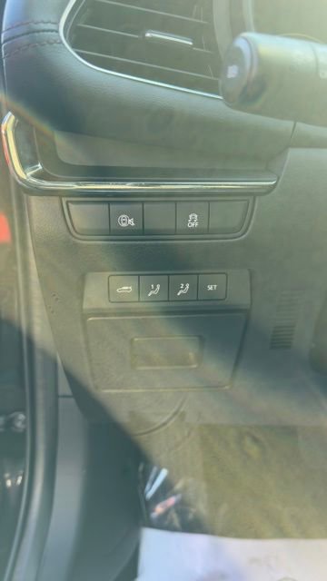 Used 2025 MAZDA MAZDA3 s image 11