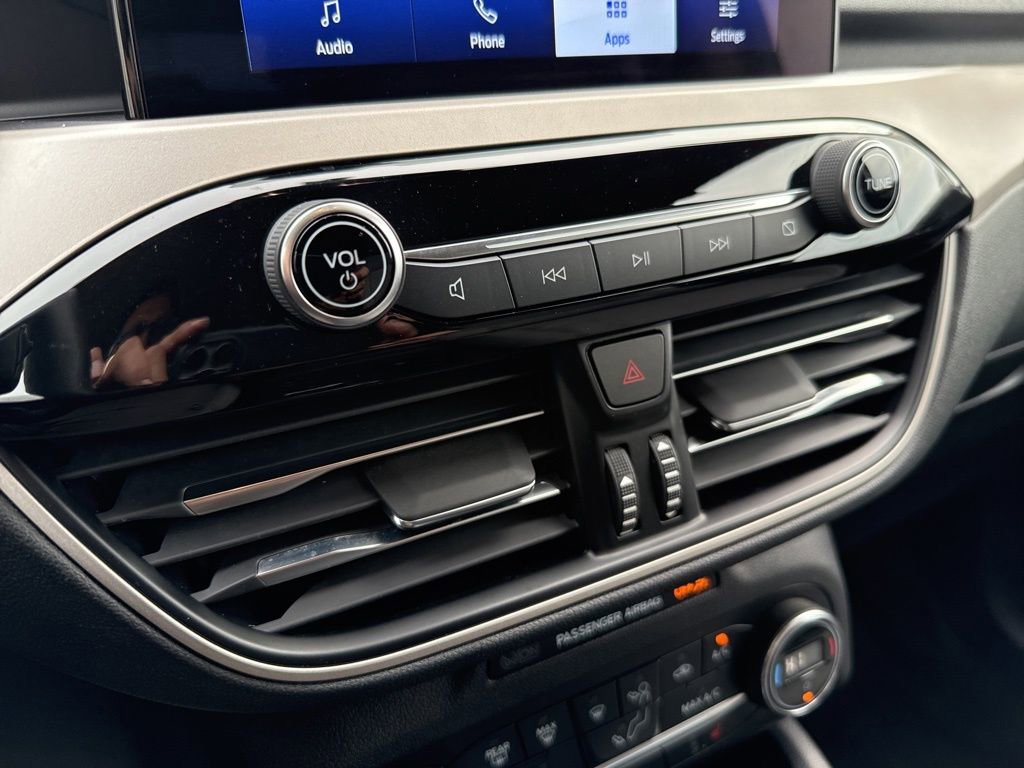 Certified 2020 Ford Escape SE Sport image 17