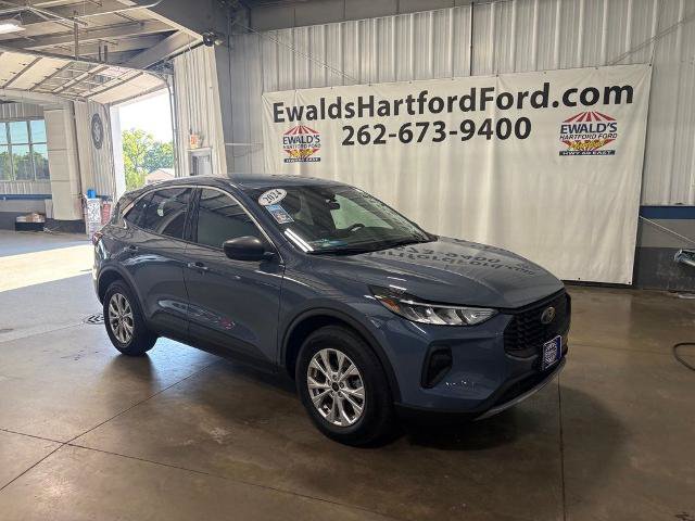 Certified 2024 Ford Escape Active w/ Tech Pack #1 AWD/4WD image 2