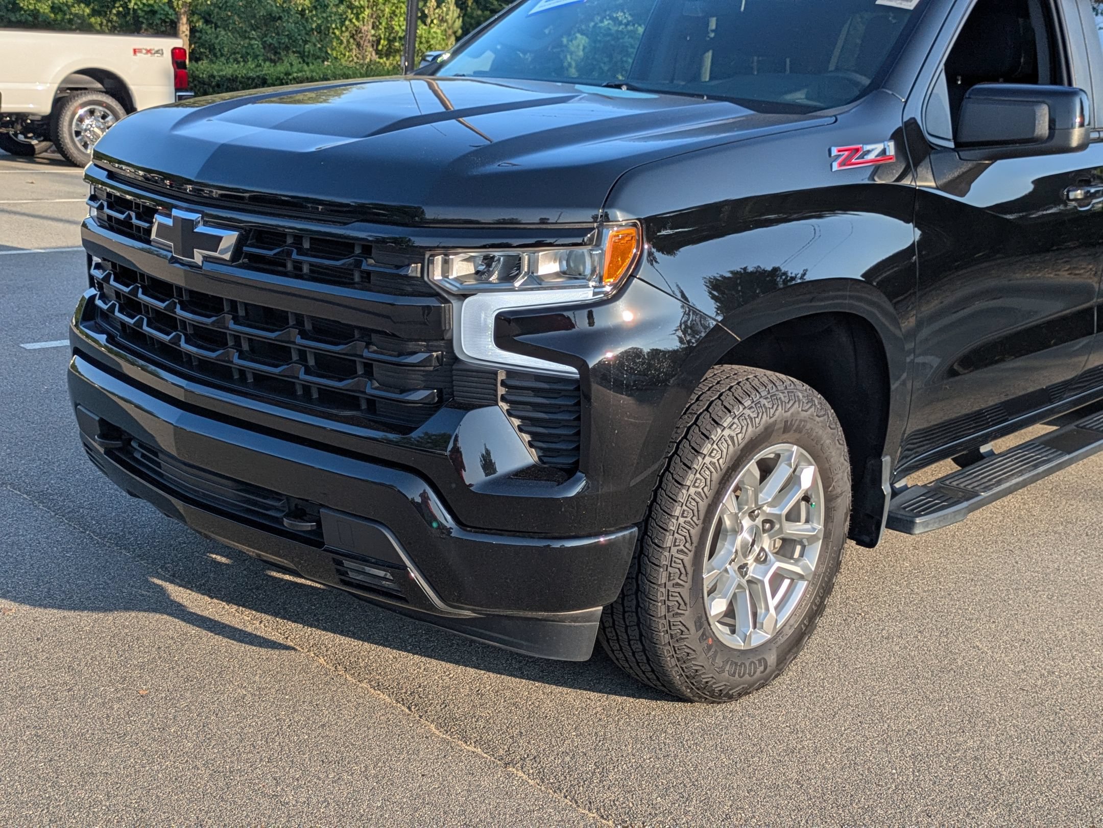 Used 2023 Chevrolet Silverado 1500 RST w/ Convenience Package II AWD/4WD image 10
