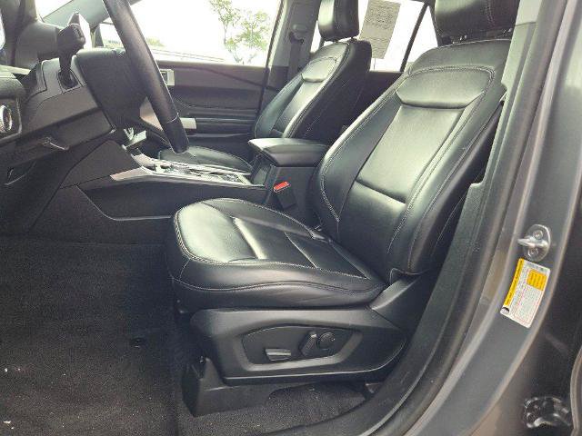 Certified 2021 Ford Explorer XLT w/ Equipment Group 202A AWD/4WD image 22