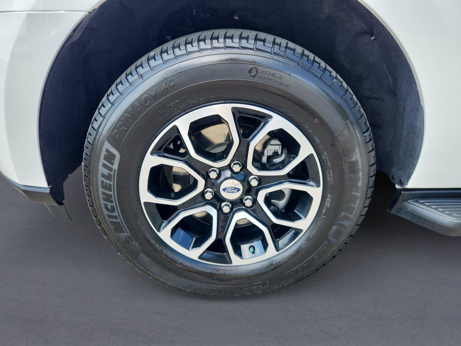 Certified 2024 Ford Expedition XLT AWD/4WD image 9