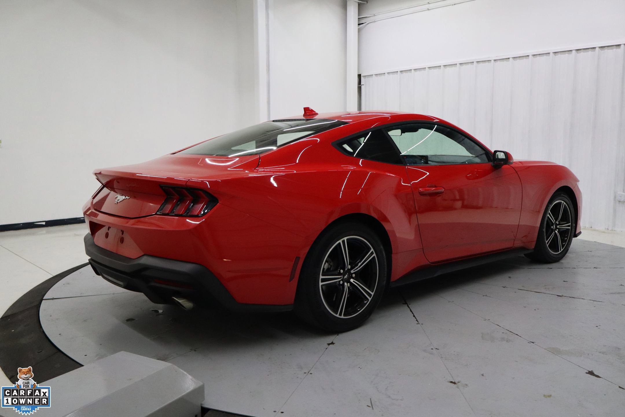 Certified 2024 Ford Mustang Coupe image 4