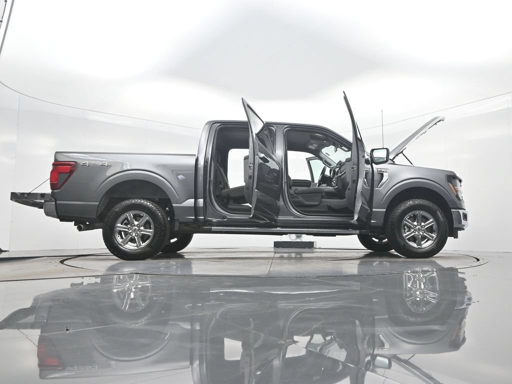 Certified 2025 Ford F150 XLT w/ Equipment Group 301A Standard AWD/4WD image 44