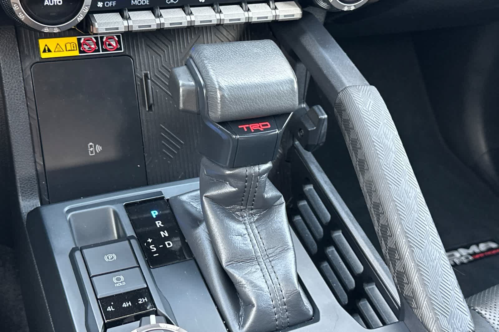 Used 2024 Toyota Tacoma TRD Off-Road w/ TRD Off Road Premium Package AWD/4WD image 20