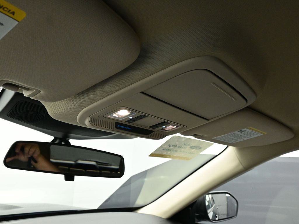 Certified 2022 Ford Explorer XLT w/ Class IV Trailer Tow Package image 35