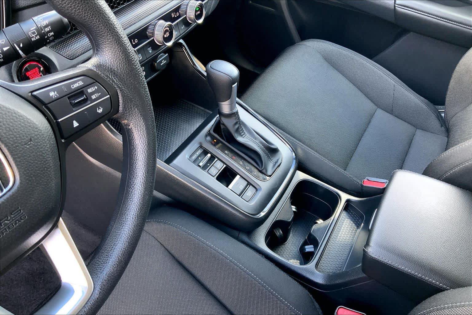 Used 2025 Honda CR-V EX image 17