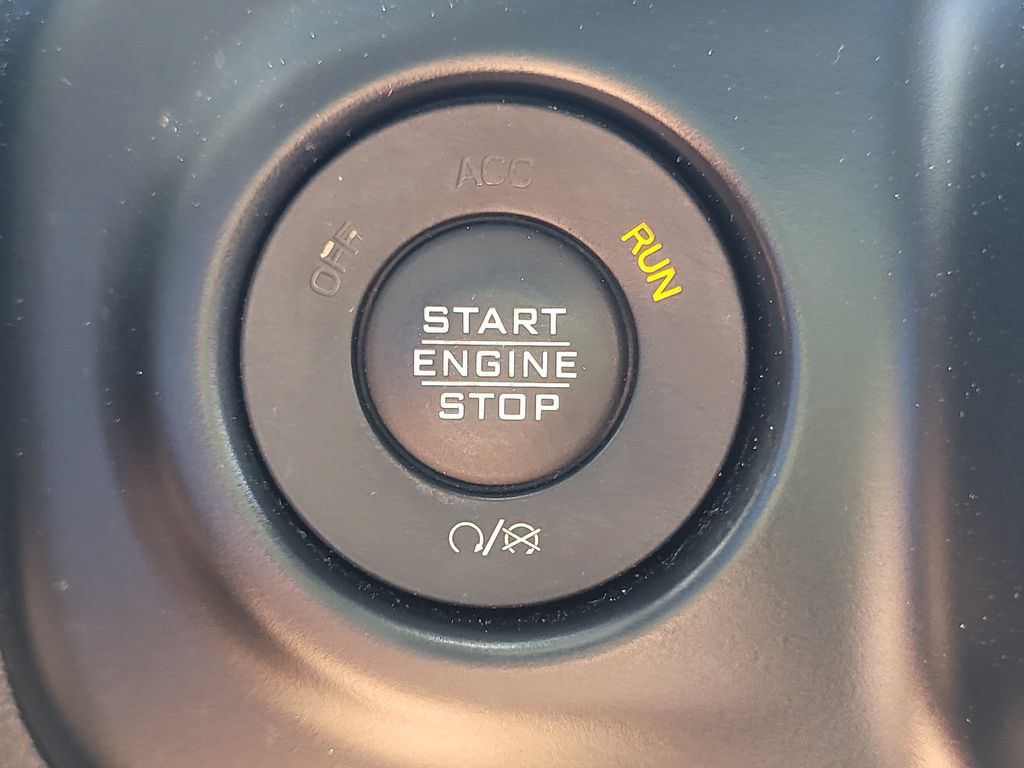 Used 2021 Jeep Gladiator Rubicon AWD/4WD image 26