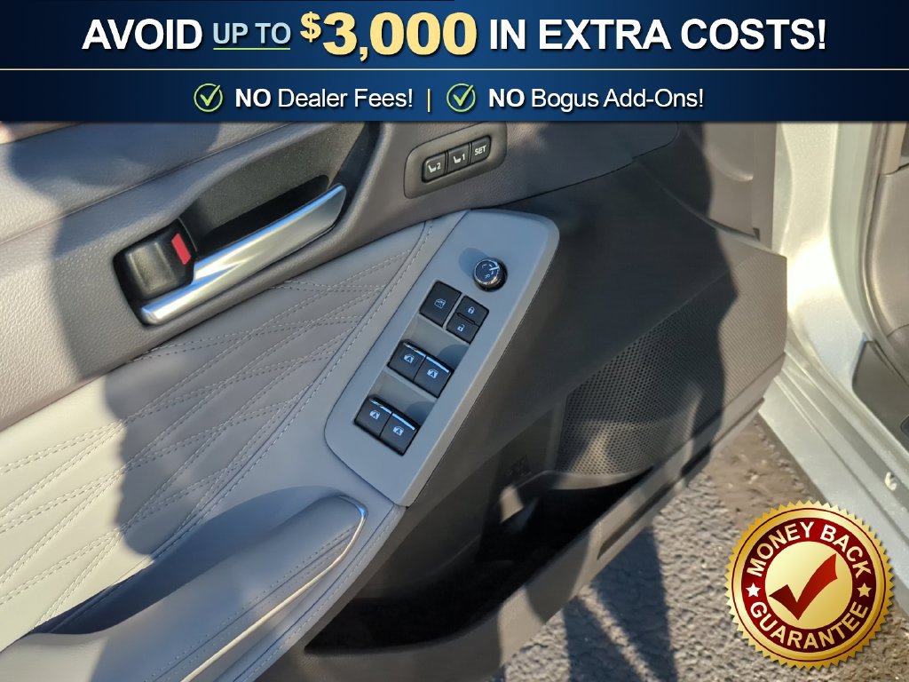 Used 2019 Toyota Avalon Limited w/ Advanced Safety Package FWD image 16