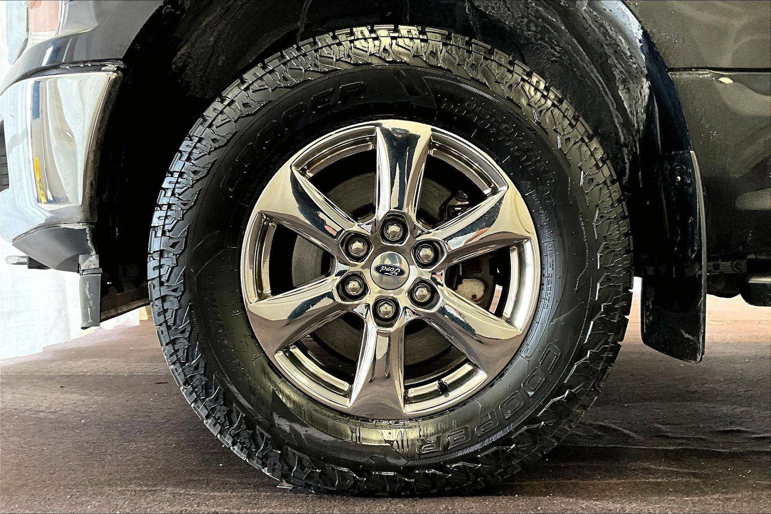 Certified 2019 Ford F150 XLT w/ Equipment Group 302A Luxury image 10