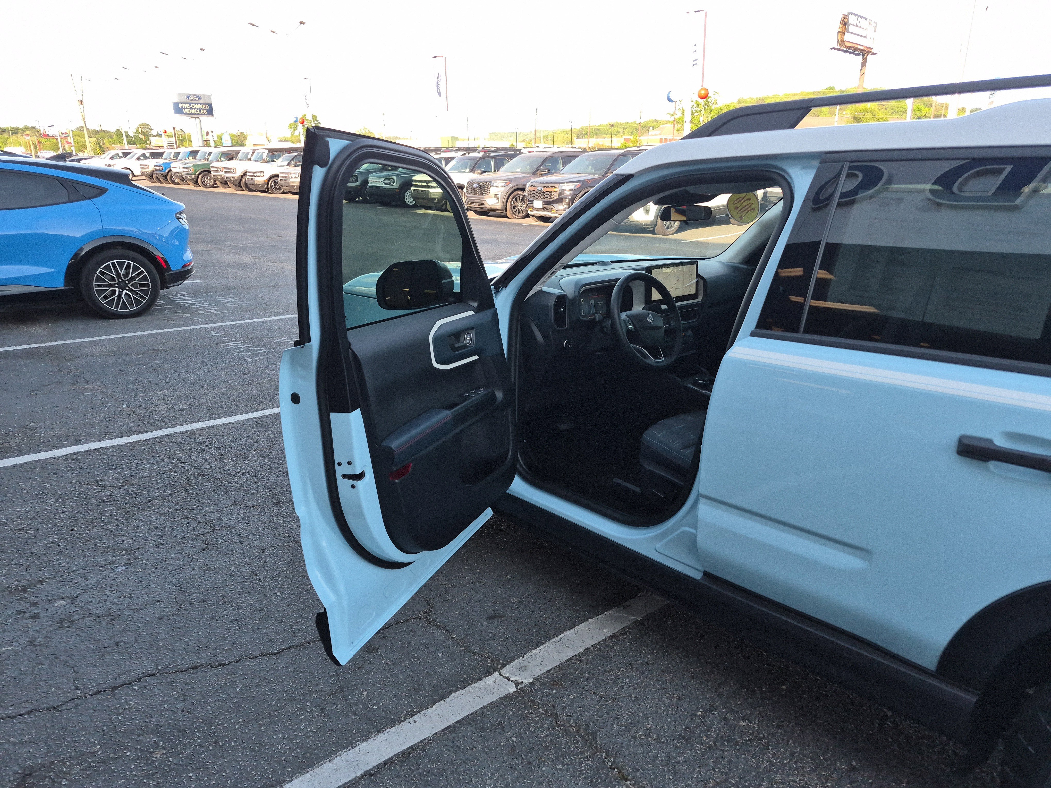 Certified 2026 Ford Bronco Sport Heritage w/ Convenience Package image 9