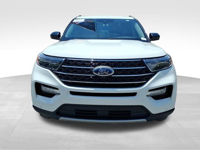 Certified 2023 Ford Explorer XLT w/ Equipment Group 202A AWD/4WD image 18