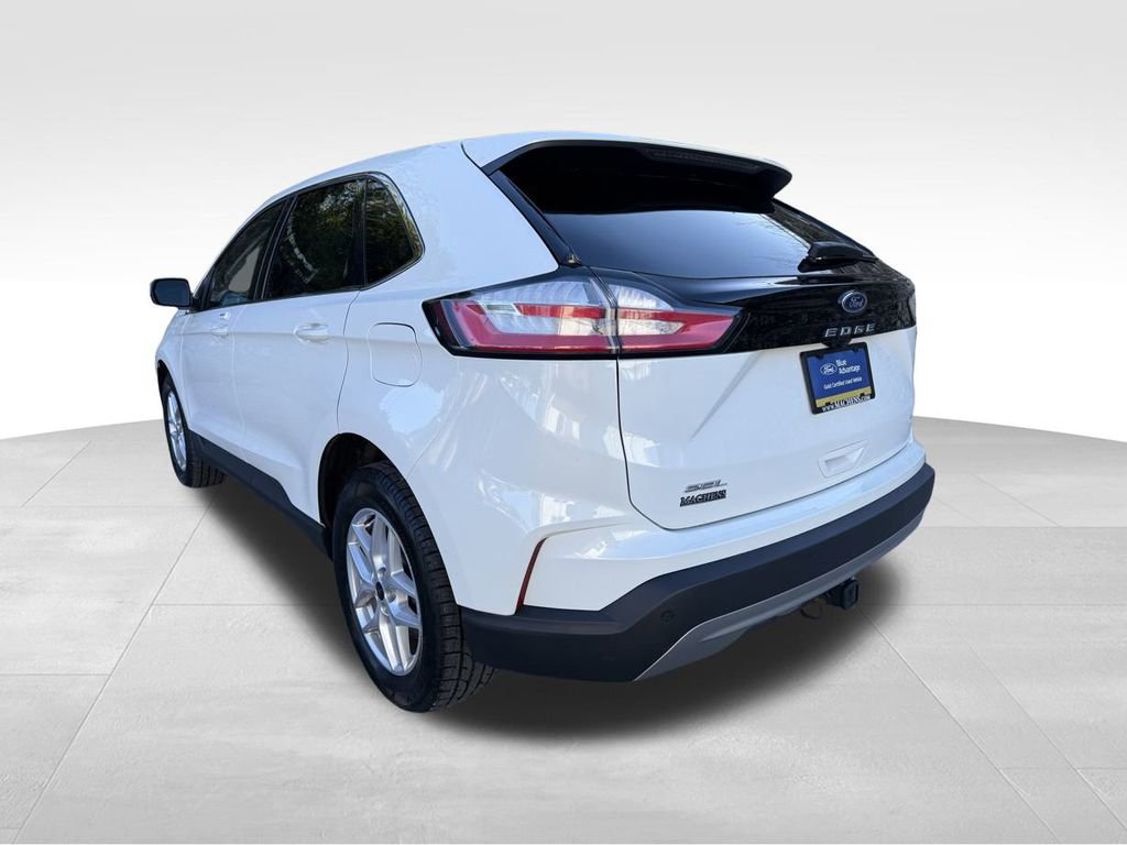 Certified 2023 Ford Edge SEL w/ Convenience Package image 3